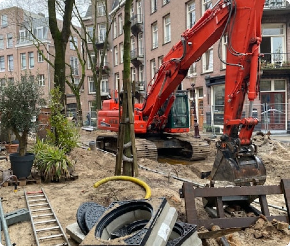 Hydraulic equipment in use